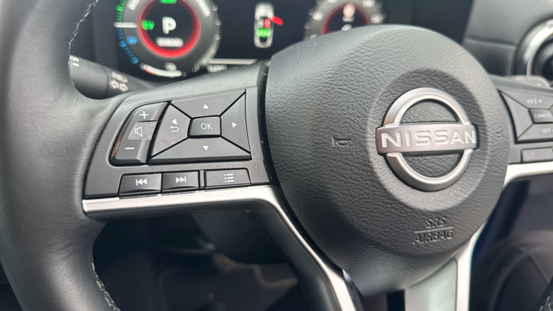 Nissan Juke 1.6 Hybrid N-Connecta 5dr Auto Hybrid Hatchback